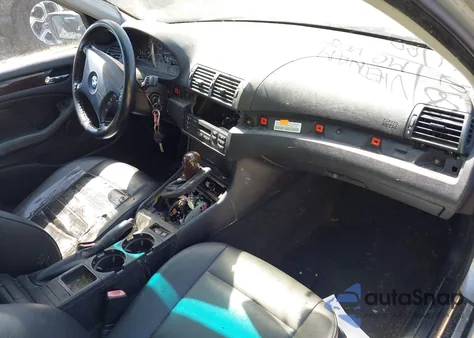 2004 BMW 325It из США, поврежденный, VIN WBAAX13454PJ00853